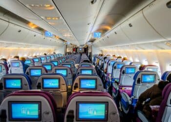 4 tips om geld te besparen bij het boeken van een vliegticket