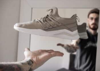 Een diepe duik in de wereld van sneakers in 2024