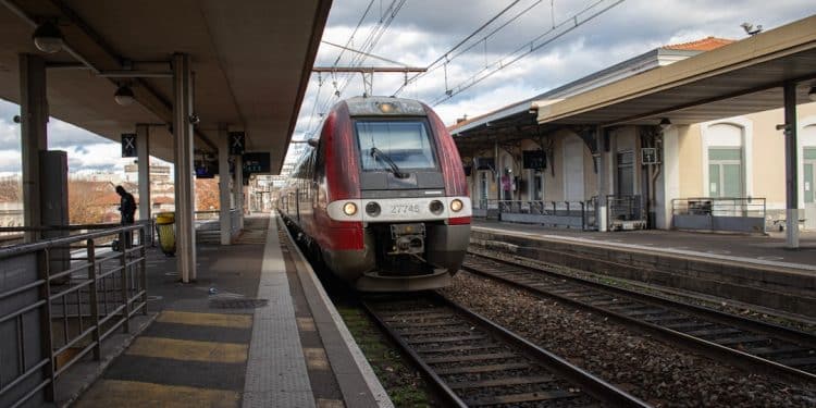 Waarom zelf rijden als je ook de trein kunt pakken