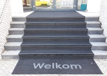 8326a474 4208 4553 a91e a88721fa0d3e