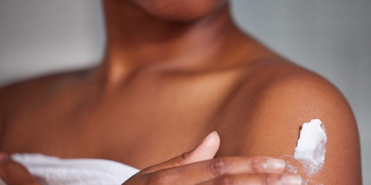 De rol van exfolianten in huidverzorging volgens Dr. Jetske Ultee 1 Exfoliant