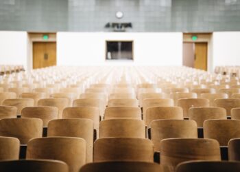 Master bestuurskunde: groei in je carrière én kennis tegelijk 8 photo 1519452575417 564c1401ecc0