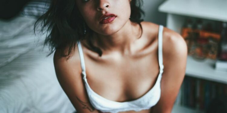 photo 1528154201826 284bc74f89f0