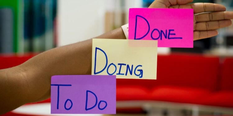 photo 1611224923853 80b023f02d71